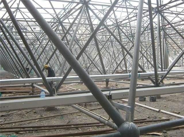 醴陵盘点螺栓球网架对选材方面的4点要求